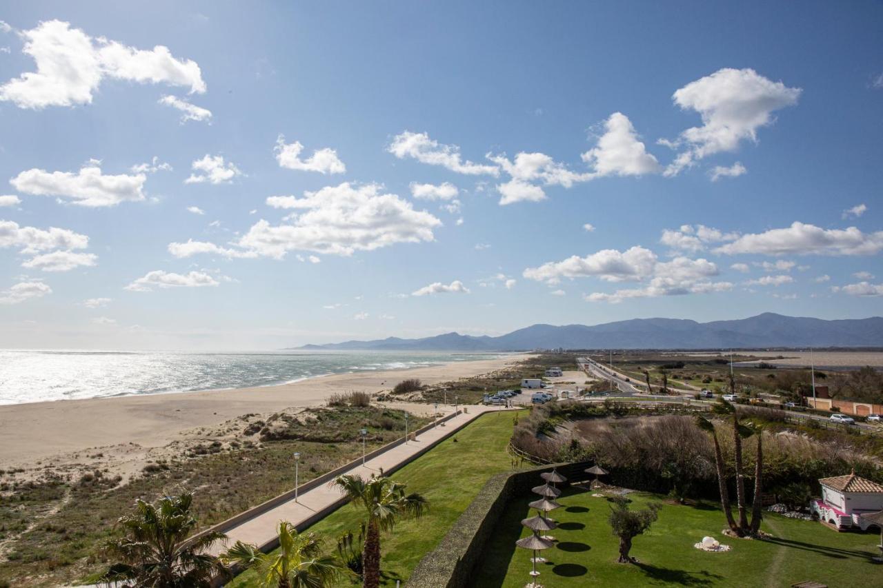 Grand Hotel Les Flamants Roses Thalasso & Spa Canet-en-Roussillon Esterno foto