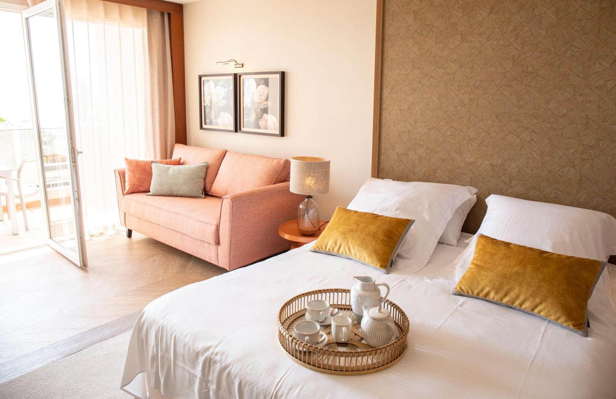 Grand Hotel Les Flamants Roses Thalasso & Spa Canet-en-Roussillon Esterno foto